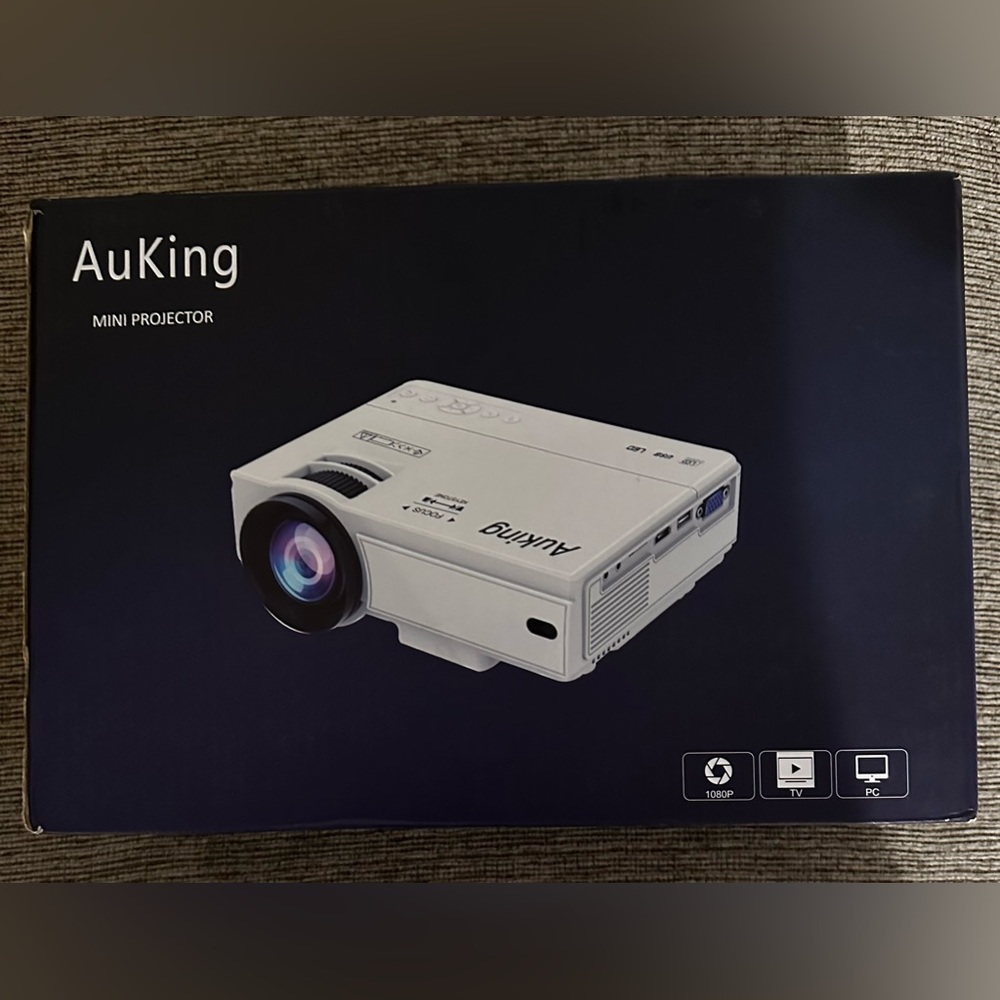 Auking mini projector